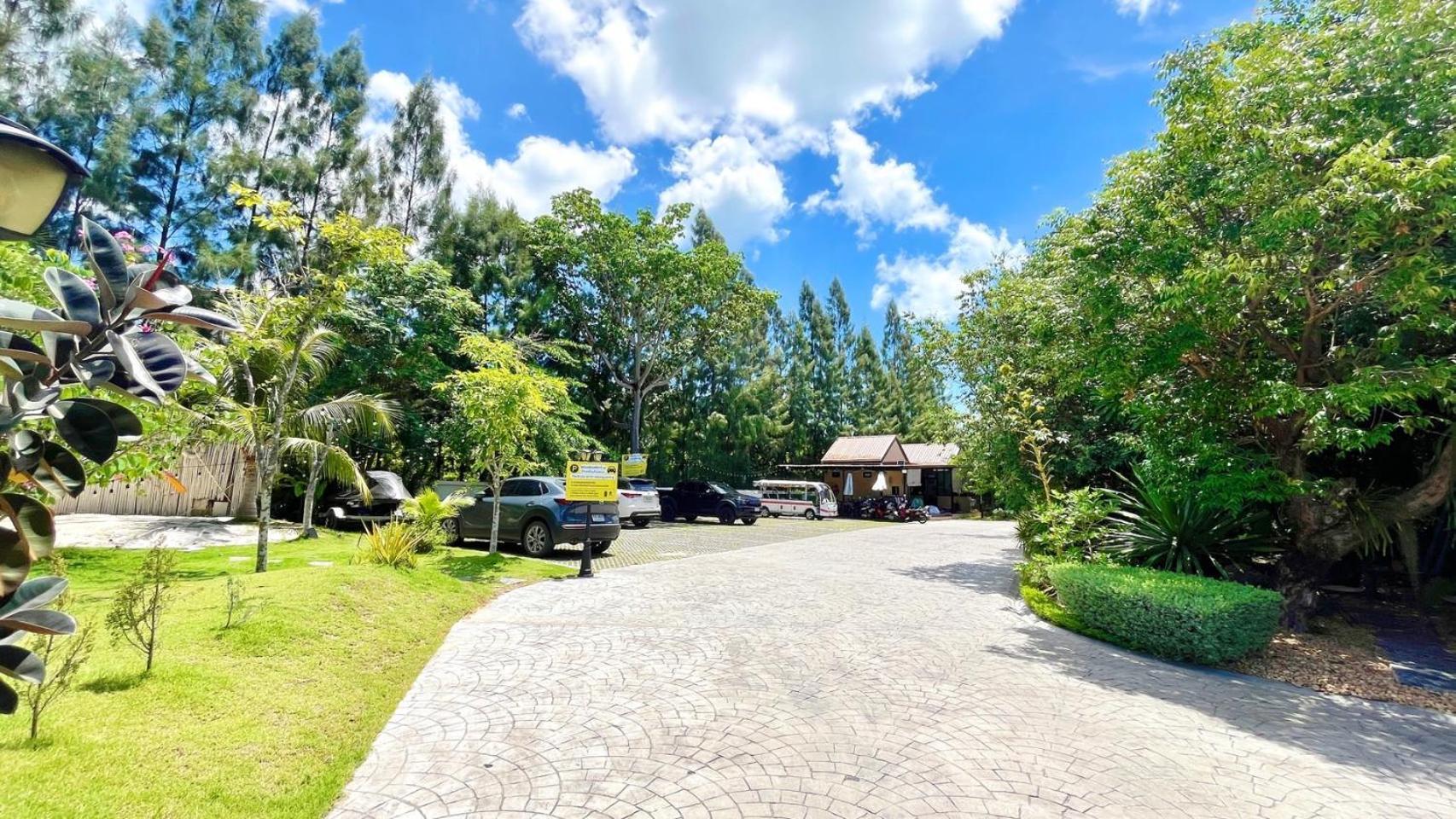Coco Pina Hotel Prachuap Khiri Khan Buitenkant foto